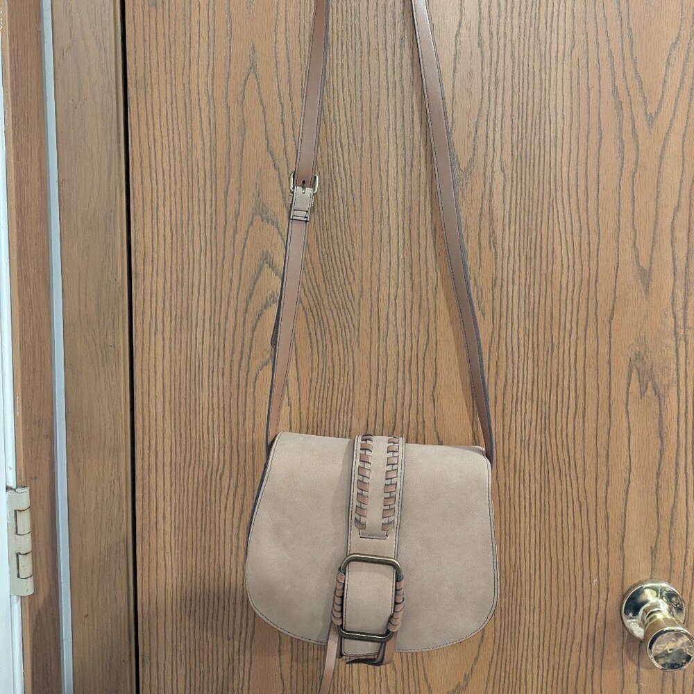 a.n.a Hallie Camel Tan Buckle Cowgirl Messenger Crossbody Bag Adjustable Strap